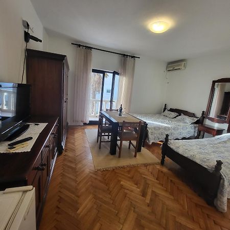 Studio Apartman Sa Pogledom Na More Мельине Экстерьер фото