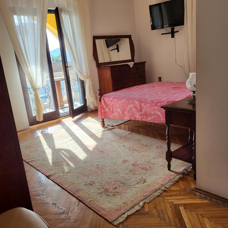 Studio Apartman Sa Pogledom Na More Мельине Экстерьер фото
