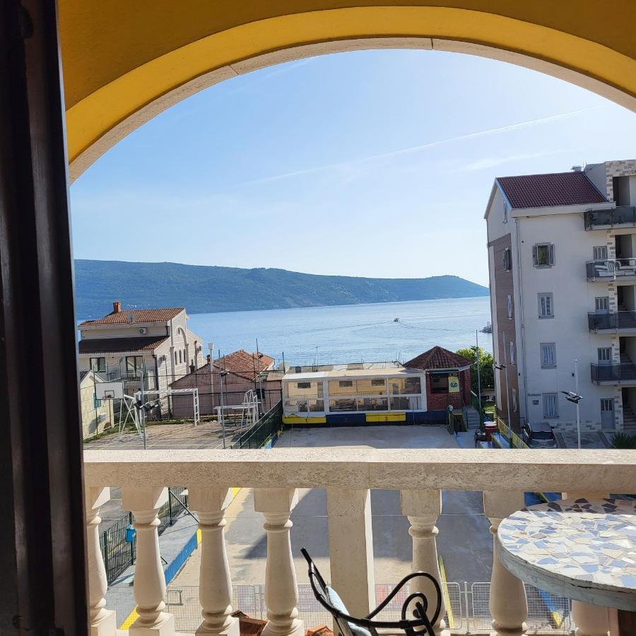 Studio Apartman Sa Pogledom Na More Мельине Экстерьер фото