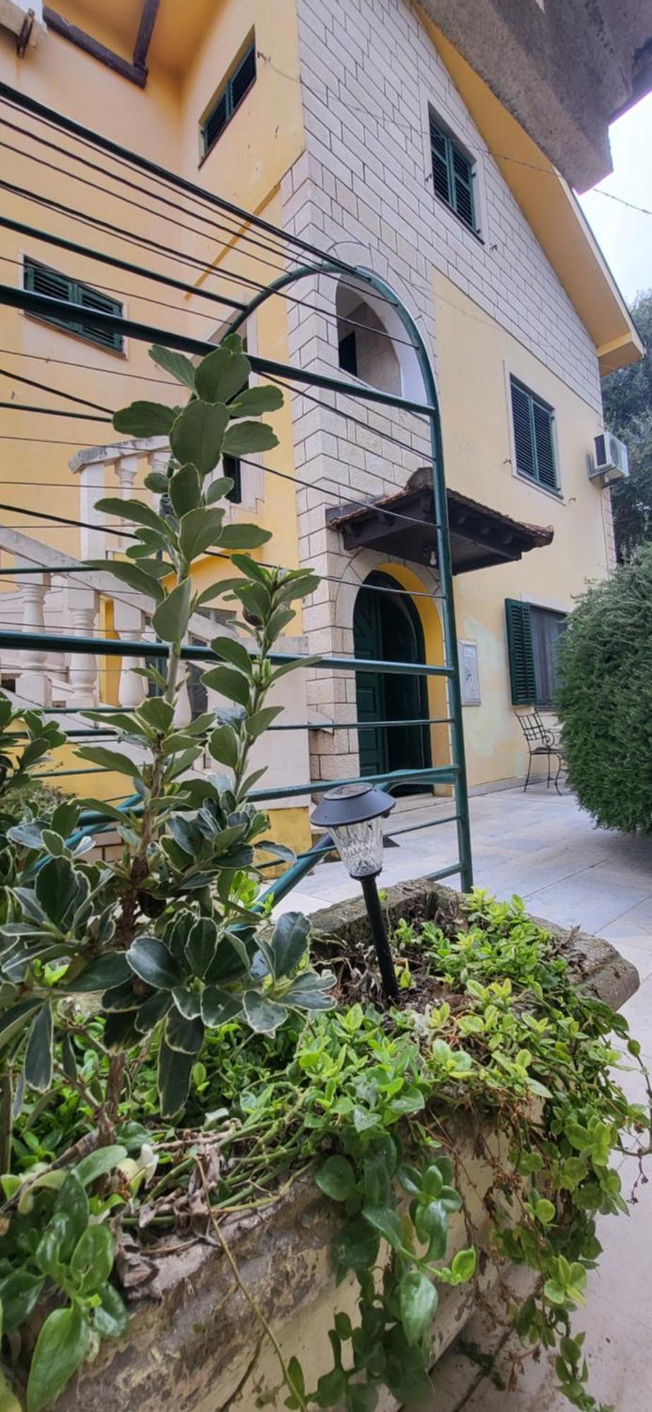 Studio Apartman Sa Pogledom Na More Мельине Экстерьер фото